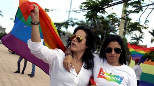 Costa Rica convoca a sesiones extraordinarias proyecto que reconoce matrimonio igualitario