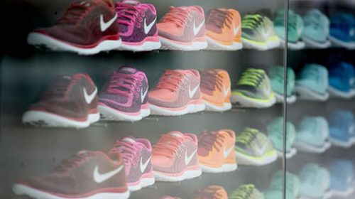 Nike cerró sus tiendas en Sudáfrica tras la difusión de un video racista