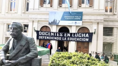 Universitarios paran toda la semana en rechazo al 15% de aumento y la falta de presupuesto
