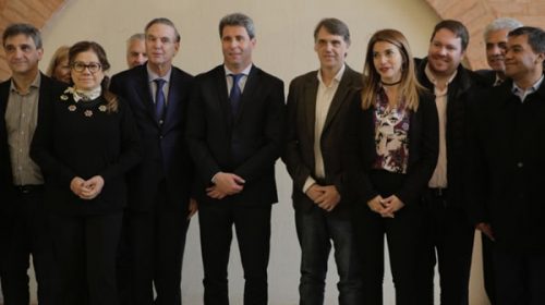 Uñac pidió a los legisladores del peronismo federal aprobar el presupuesto