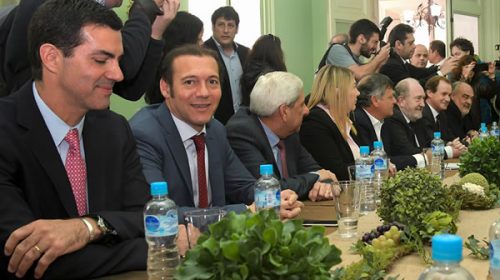 Las provincias registraron un ahorro fiscal de $90.000 millones y ya presentan un superávit del 0,6%