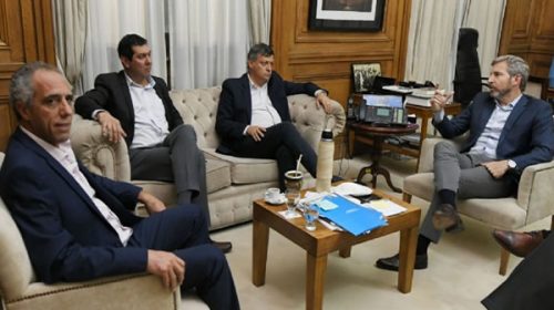 Para impulsar el presupuesto, Frigerio se reunió con gobernadores