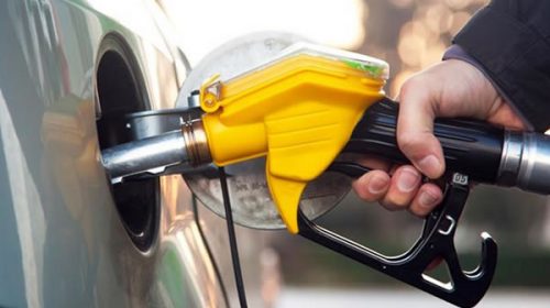 Combustibles: postergan hasta septiembre la actualización del impuesto