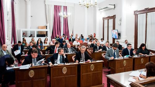 Presentaron un proyecto que habilita a Bordet a fijar la fecha de las elecciones