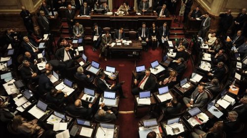 Se aprobó la extinción de dominio, pero vuelve a Diputados