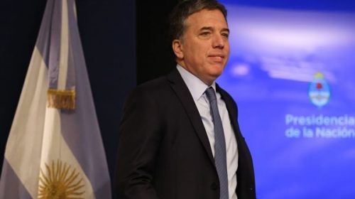Dujovne anunció la meta de déficit primario cero para 2019