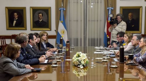 La provincia fortalece estrategias de contención social