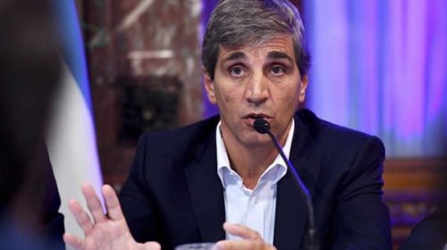Caputo sale a apagar el fuego de las Lebac con un bidón de nafta
