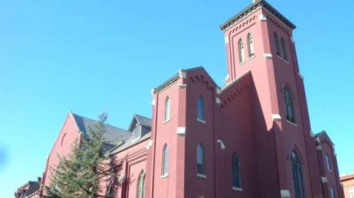 La diócesis de Brooklyn paga 27,5 millones de dólares a cuatro víctimas de abusos