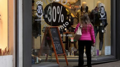 Golpe de gracia al comercio: las ventas minoristas se derrumbaron un 11,2% en agosto