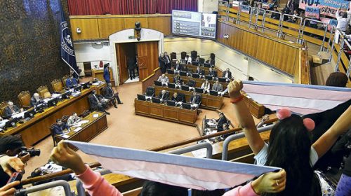 Identidad de género: Senado chileno aprueba proyecto de ley sin incluir a menores de 14 años