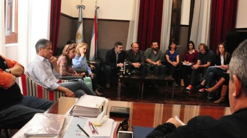 Diputados provinciales se reunieron con ambientalistas para avanzar en la regulación del uso de agroquímicos