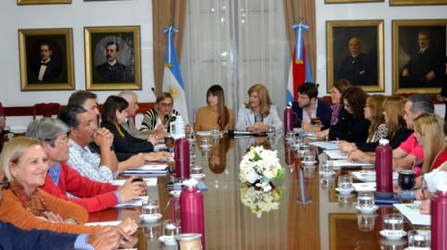 Se implementará un programa que favorece a jóvenes con vulnerabilidad de derechos