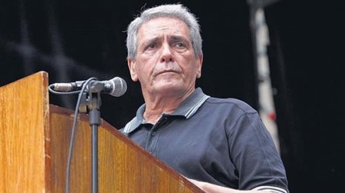 CGT anunció el quinto paro general contra el Gobierno de Macri: será por 36 horas y con movilización CGT anunció el quinto paro general contra el Gobierno de Macri: será por 36 horas y con movilización