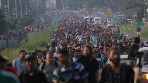 Tensión en la frontera entre EE.UU. y México por la marcha de los migrantes Tensión en la frontera entre EE.UU. y México por la marcha de los migrantes