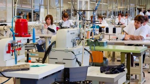 En el segundo trimestre cayó casi 3 puntos la participación de los trabajadores en el PBI