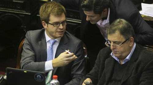 Blooper en la madrugada: pirueta de Cambiemos con jueces y Ganancias Blooper en la madrugada: pirueta de Cambiemos con jueces y Ganancias