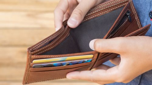 El Indec admitió que los salarios perdieron más de 20 puntos en 12 meses contra la inflación