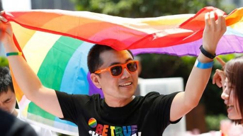 La multitudinaria marcha del orgullo gay en China