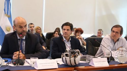 Cambiemos apuesta a sacar dictamen del presupuesto para aprobarlo el miércoles Cambiemos apuesta a sacar dictamen del presupuesto para aprobarlo el miércoles