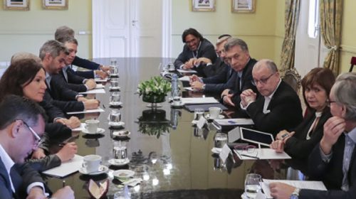 El Gobierno busca imponer más límites a los piquetes callejeros