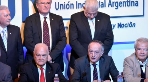 La UIA prepara propuestas para aliviar la crisis de las pymes industriales