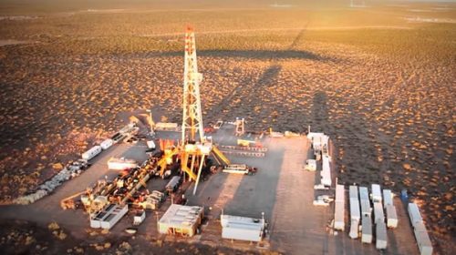 Suspendieron la licencia de YPF para operar en Vaca Muerta
