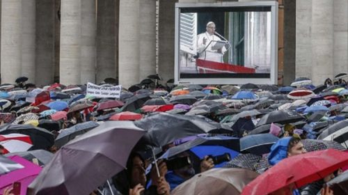 “Amar a Dios es servir a los otros sin reservas”