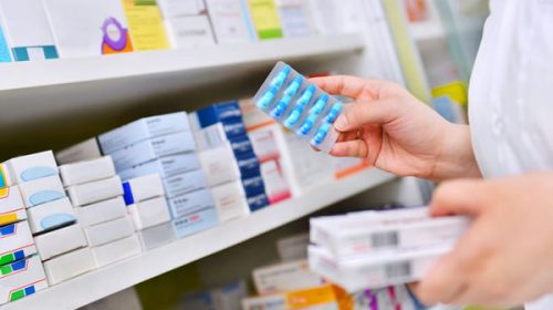 Entregarán subsidios a personas que necesiten medicamentos de alto costo