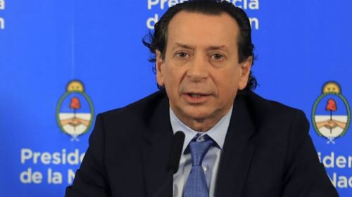 El Gobierno admitió que el bono sería a cuenta de la paritaria 2019 El Gobierno admitió que el bono sería a cuenta de la paritaria 2019