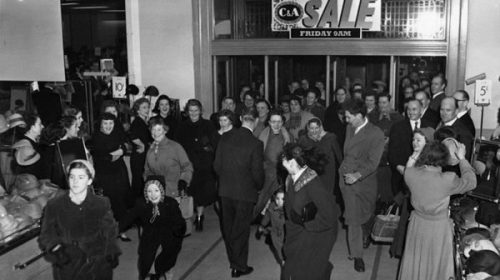 Así fue el origen del Black Friday, el tradicional día de megadescuentos en EEUU Así fue el origen del Black Friday, el tradicional día de megadescuentos en EEUU