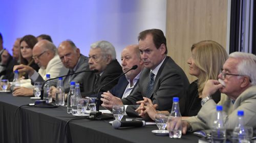 Bordet: “Comparto que la cláusula de reelección sea por única vez”