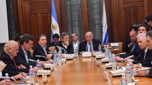 La CGT y la UIA preparan un fuerte documento contra el Gobierno