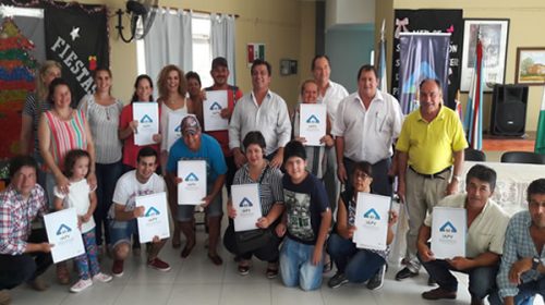 Familias municipales de San Jaime de la Frontera comenzaron el año en su casa propia