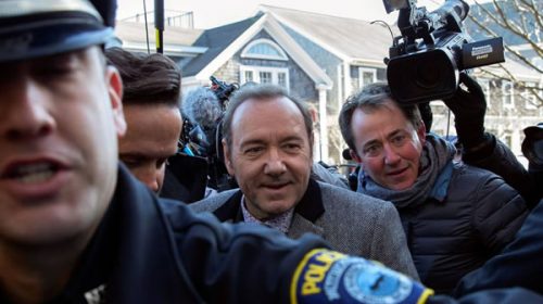 Kevin Spacey se declaró no culpable en el juicio en el que se lo acusó por abuso