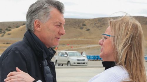 Macri se mostró con Alicia Kirchner y ninguneó al radical Costa Macri se mostró con Alicia Kirchner y ninguneó al radical Costa