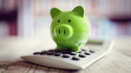La confianza de los consumidores se desplomó 8% en enero