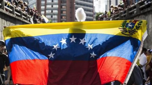 Sofocan rebelión en Caracas