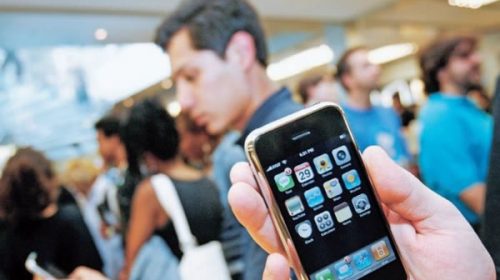 Fabricantes de celulares cerraron 2018 con las peores ventas de los últimos 14 años Fabricantes de celulares cerraron 2018 con las peores ventas de los últimos 14 años