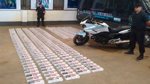 La Policía Federal incautó cigarrillos valuados en 140.000 pesos La Policía Federal incautó cigarrillos valuados en 140.000 pesos