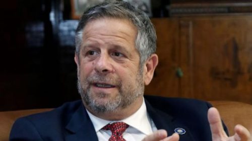 El Gobierno denunció a Adolfo Rubinstein por irregularidades en licitaciones de leche en polvo