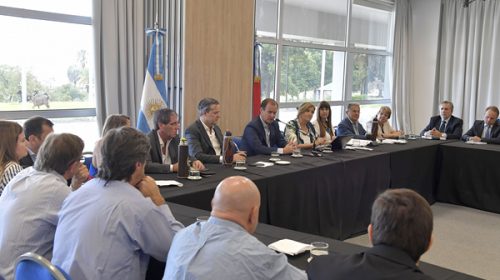 Agenda electoral y avance del plan de obras abordó Bordet con su gabinete