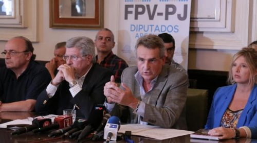 El kirchnerismo le pide a Michetti y Monzó que abran una comisión para citar a Stornelli El kirchnerismo le pide a Michetti y Monzó que abran una comisión para citar a Stornelli