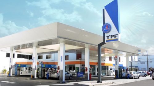 YPF también volvió a subir las naftas
