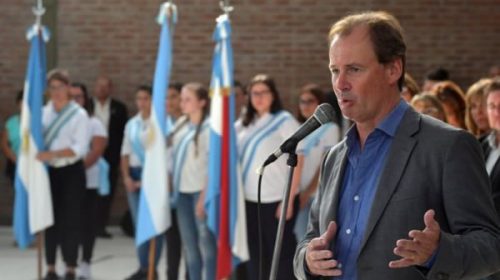 “Se harán todos los esfuerzos para mejorar la oferta salarial a docentes”