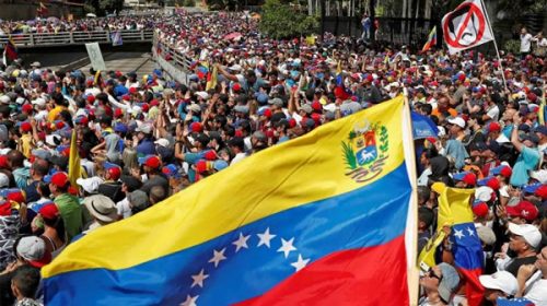 “Mañana ese duelo de conciertos podría llegar a convertirse en una batalla con armas”