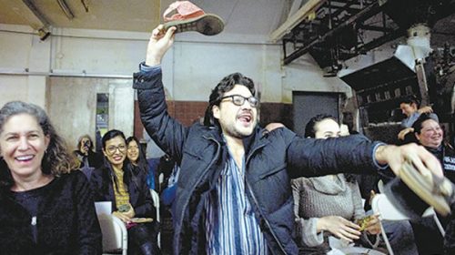 A Trump le llueven chancletas