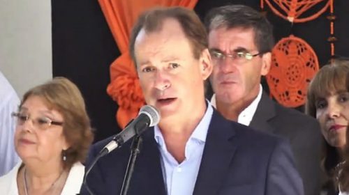 Bordet garantizó “un significativo aumento” salarial para docentes