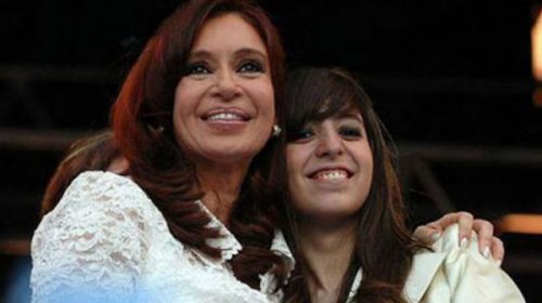 Cristina Kirchner informó a la Justicia que su hija padece linfedema
