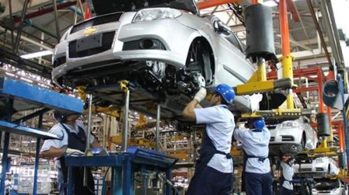 Automotrices revisan a la baja los patentamientos en 2019 y se espera un piso de 7.000 despidos